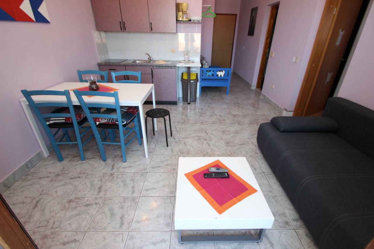 Apartment Sandi Vrsar Buitenkant foto
